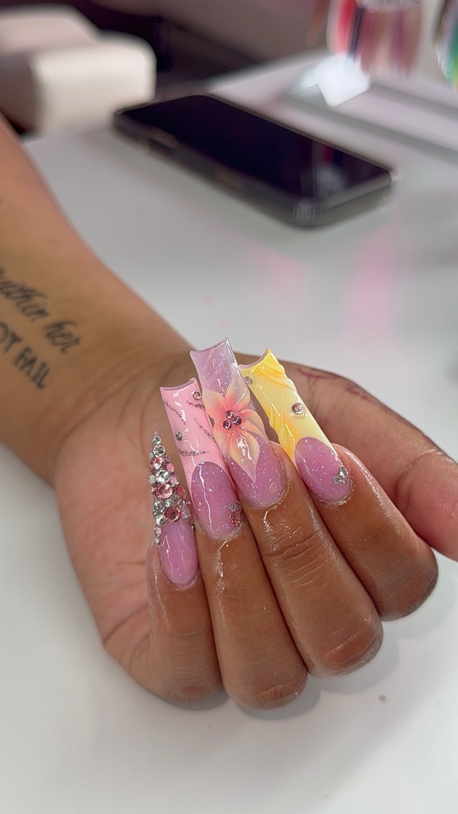 Julissa Boutique nail art
